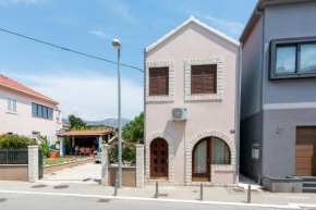 Apartments by the sea Kastel Stari, Kastela - 15894